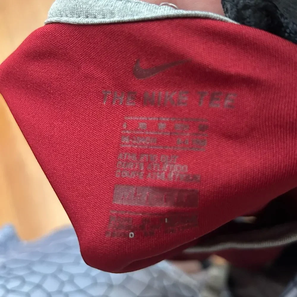 Nike size xs